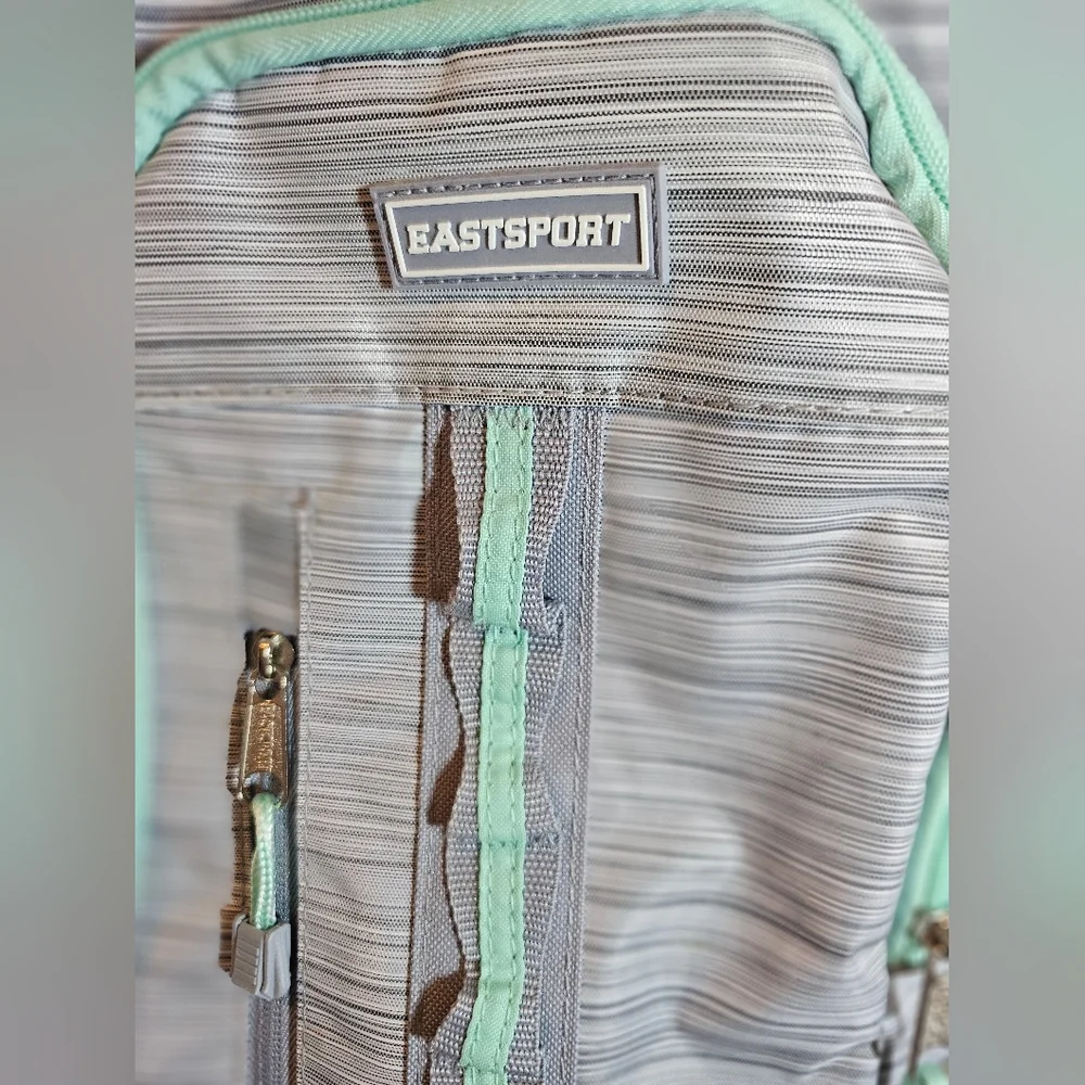 Eastsport Unisex Sport Voltage Backpack Gray NEW
